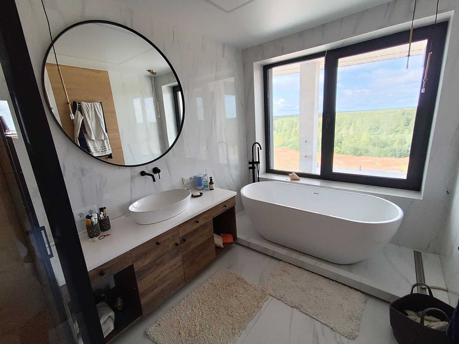 Дом 350 кв.м в стиле «хай-тек» в Московской области