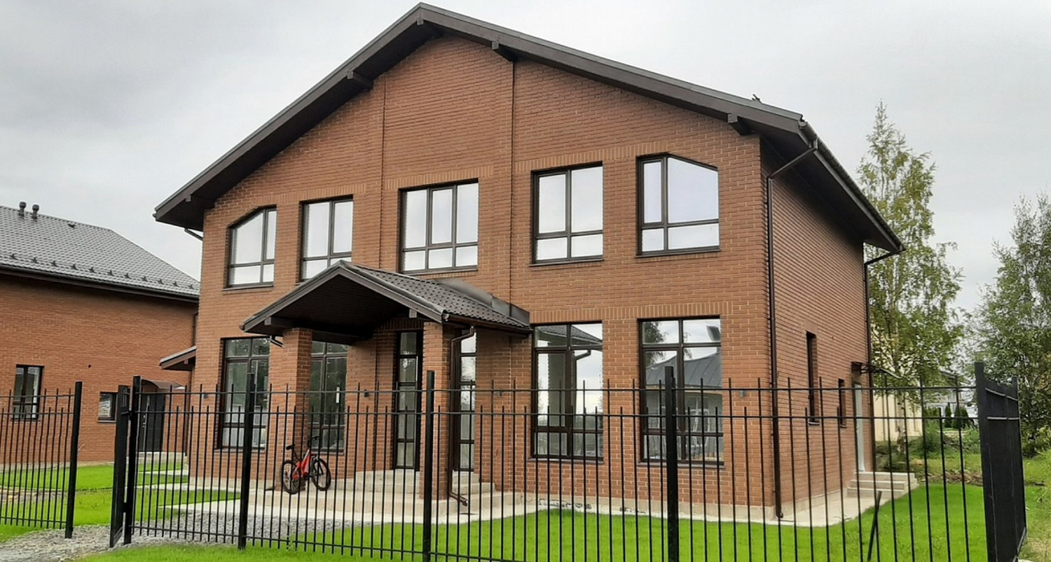 Каменный дом в классическом стиле