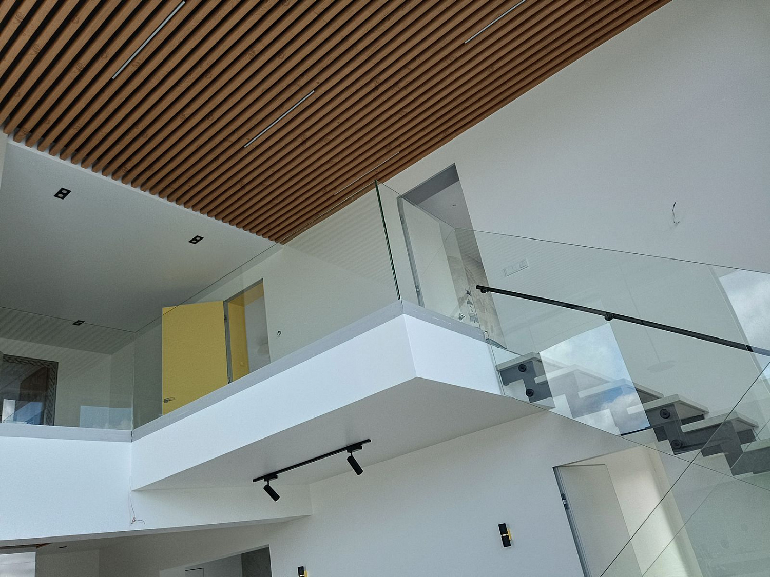 Дом 350 кв.м в стиле «хай-тек» в Московской области