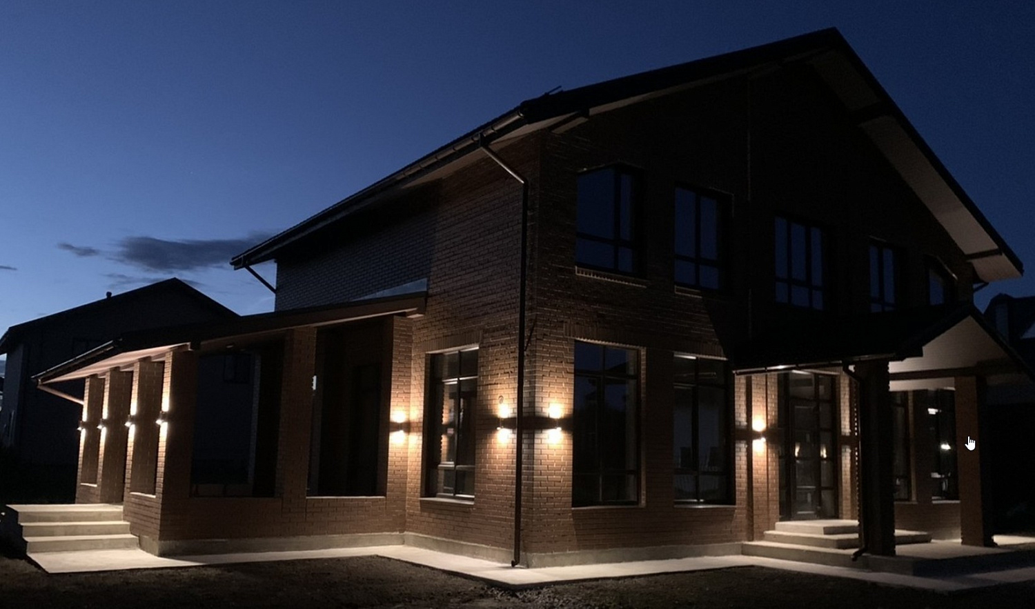 Каменный дом в классическом стиле